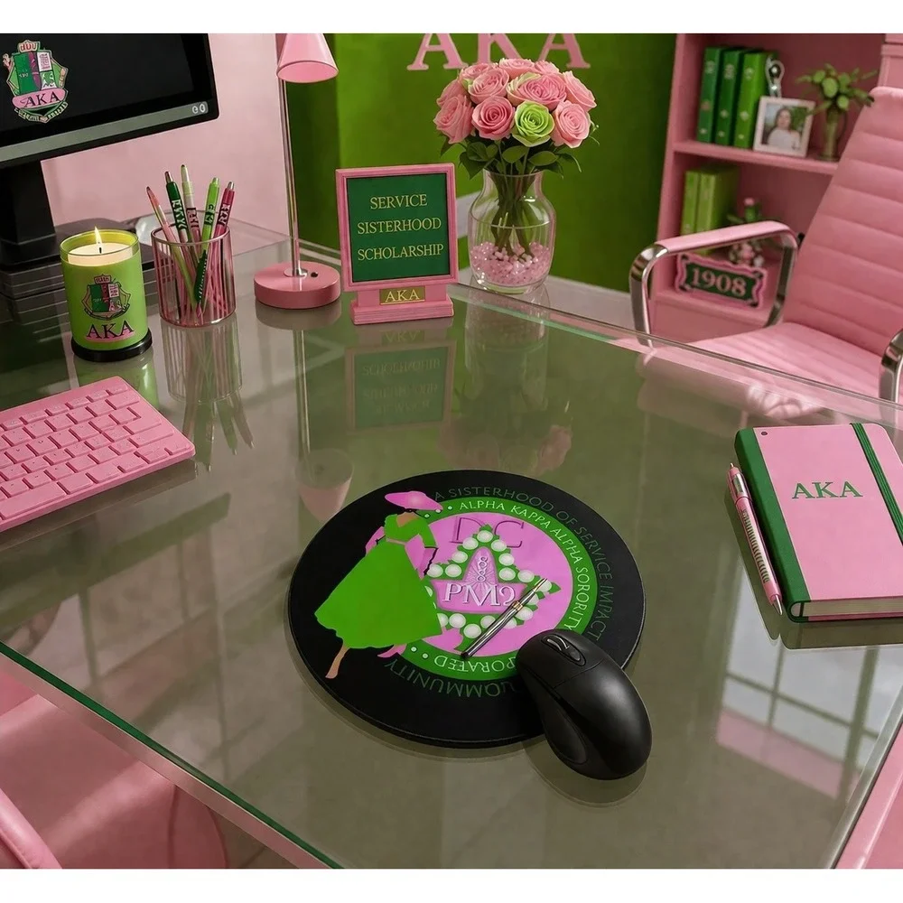 AKA Alpha Kappa Alpha‎ Mouse Pad Black with Lady Silhouette Design